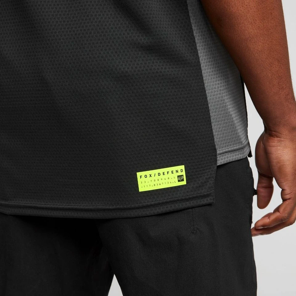 Fox Men’s Defend Moth Short Sleeve Jersey 6 Fox Men’s Defend Moth Short Sleeve Jersey - Image 6